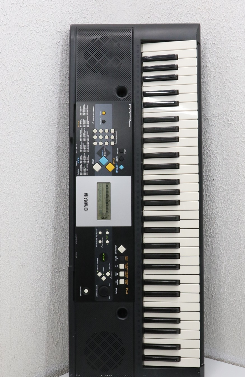 Yamaha PSR-E223 32 Key Portable Keyboard | eBay