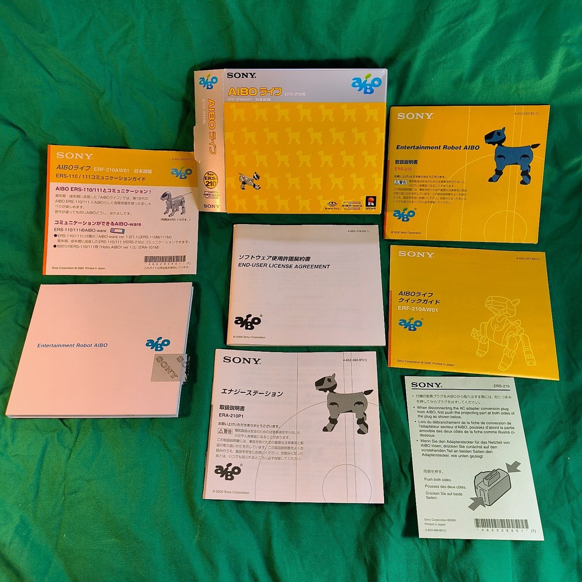 Junk Gold Aibo ERS-210 Sony w/Box w/Memory w/Pink Ball No Tested