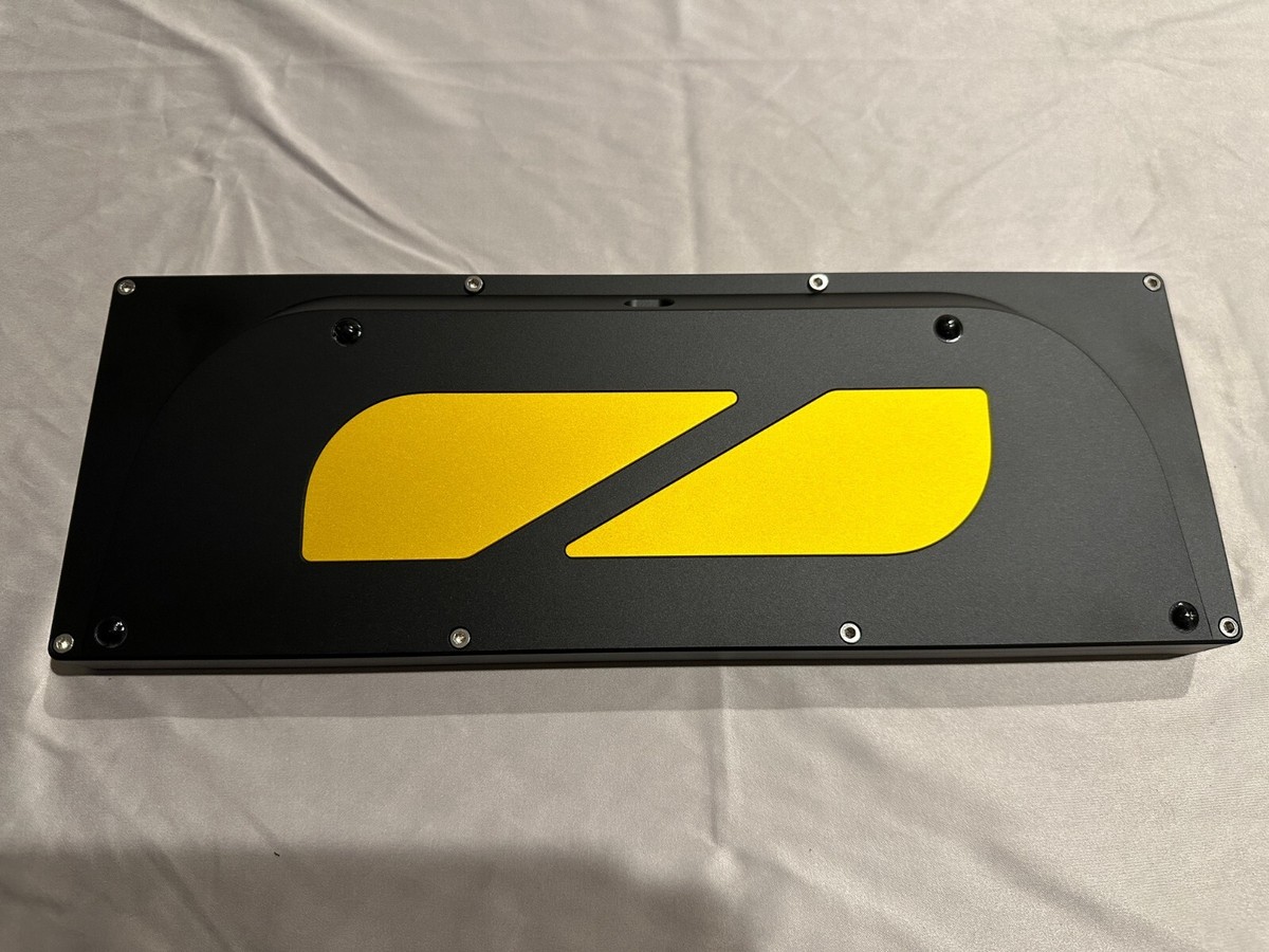 Keycult no 1/65 mechanical keyboard black/gold, gaming, end game