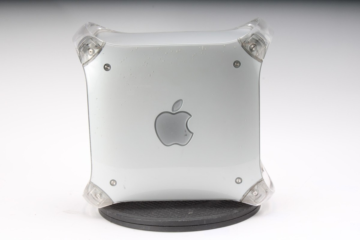 Apple Power Mac G4 Power PC With 733 MHz Processor/640mb SDRAM