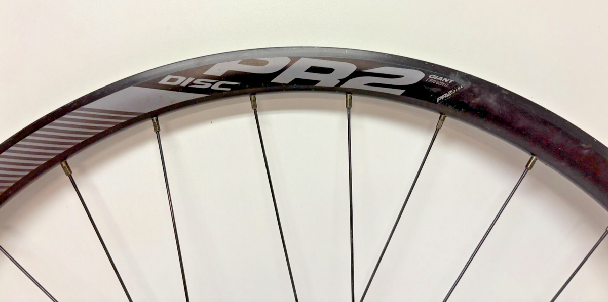 Giant PR2 Tubeless 28-Spoke Black Aluminum Disc Brake 622x17/700C