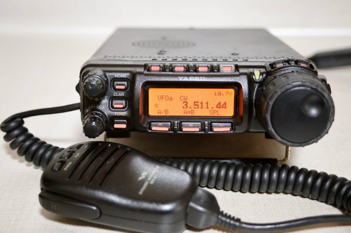 YAESU FT-857DM HF～430MHz オールモード 新スプリアス機 ヤエス YAESU