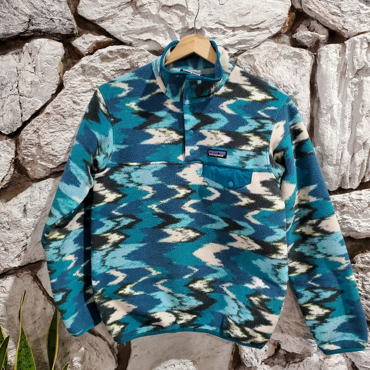 Patagonia Synchilla Fleece Trout Tales Elwha Blue Snaps Sweater