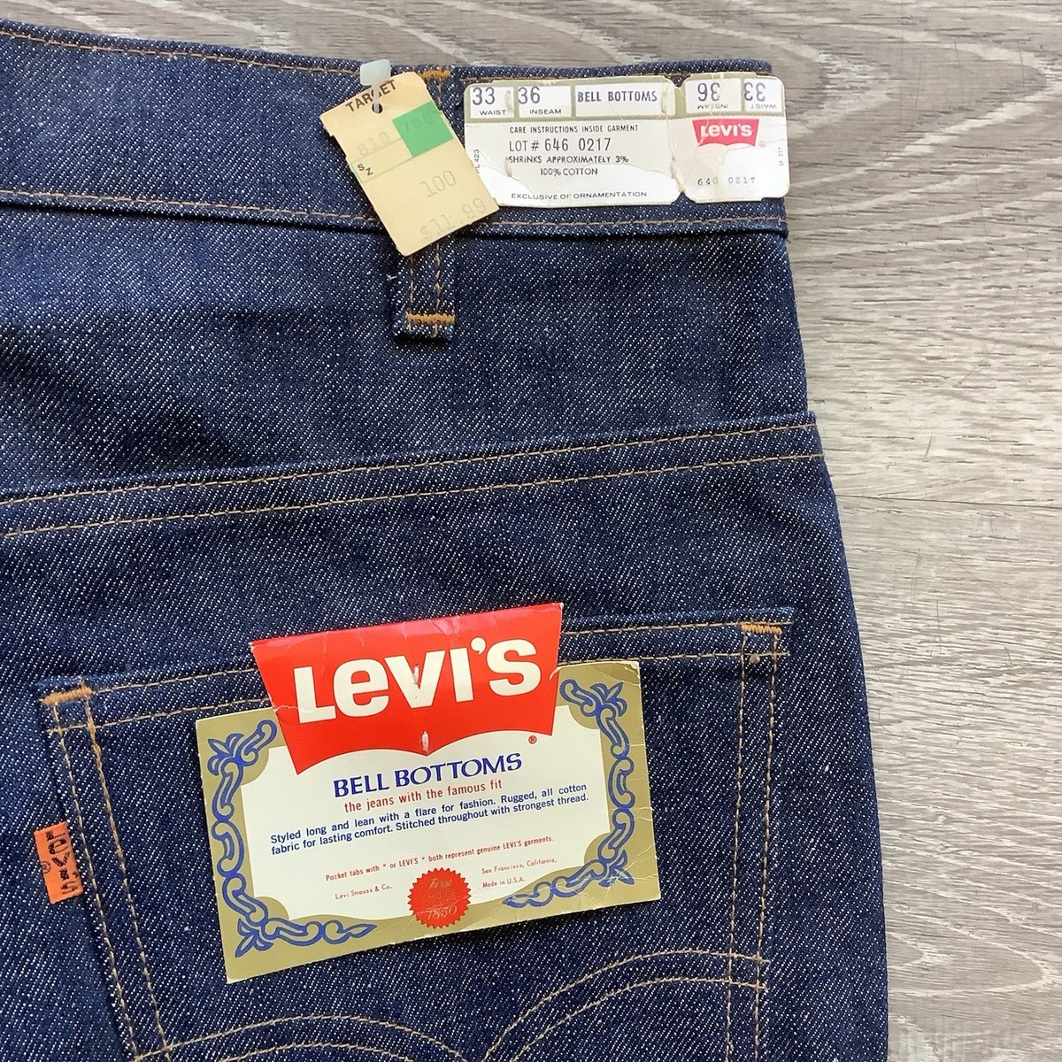 Vintage Levi's 646-0217 1970's DEADSTOCK NWT BELL BOTTOMS ORANGE