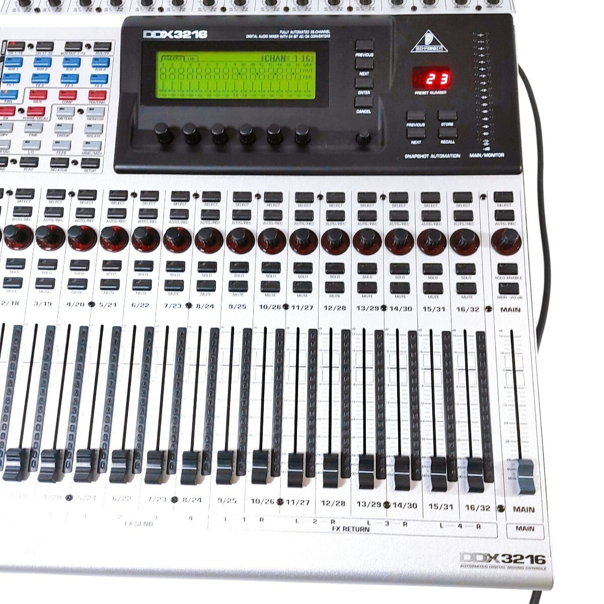 BEHRINGER DDX3216 Automated Digital Mixing Console Excellent