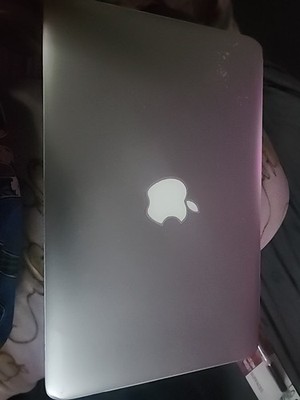 Apple MacBook Air 2014 Core I5-4260u 1.4ghz 4gb RAM 128gb SSD 13