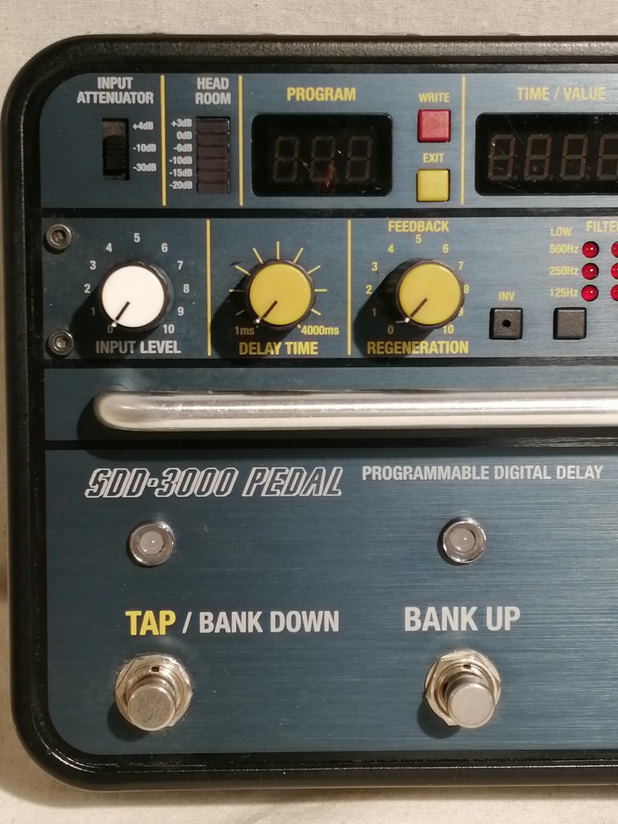 KORG SDD-3000 Programmable Digital Delay Pedal Guitar Bass Effects