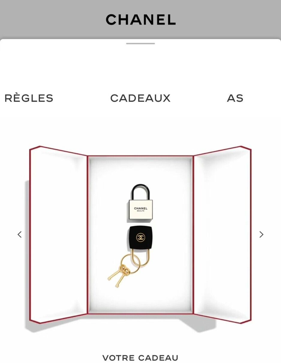 Chanel Beaute 2024 Novelty La Collection Key Chain Padlock
