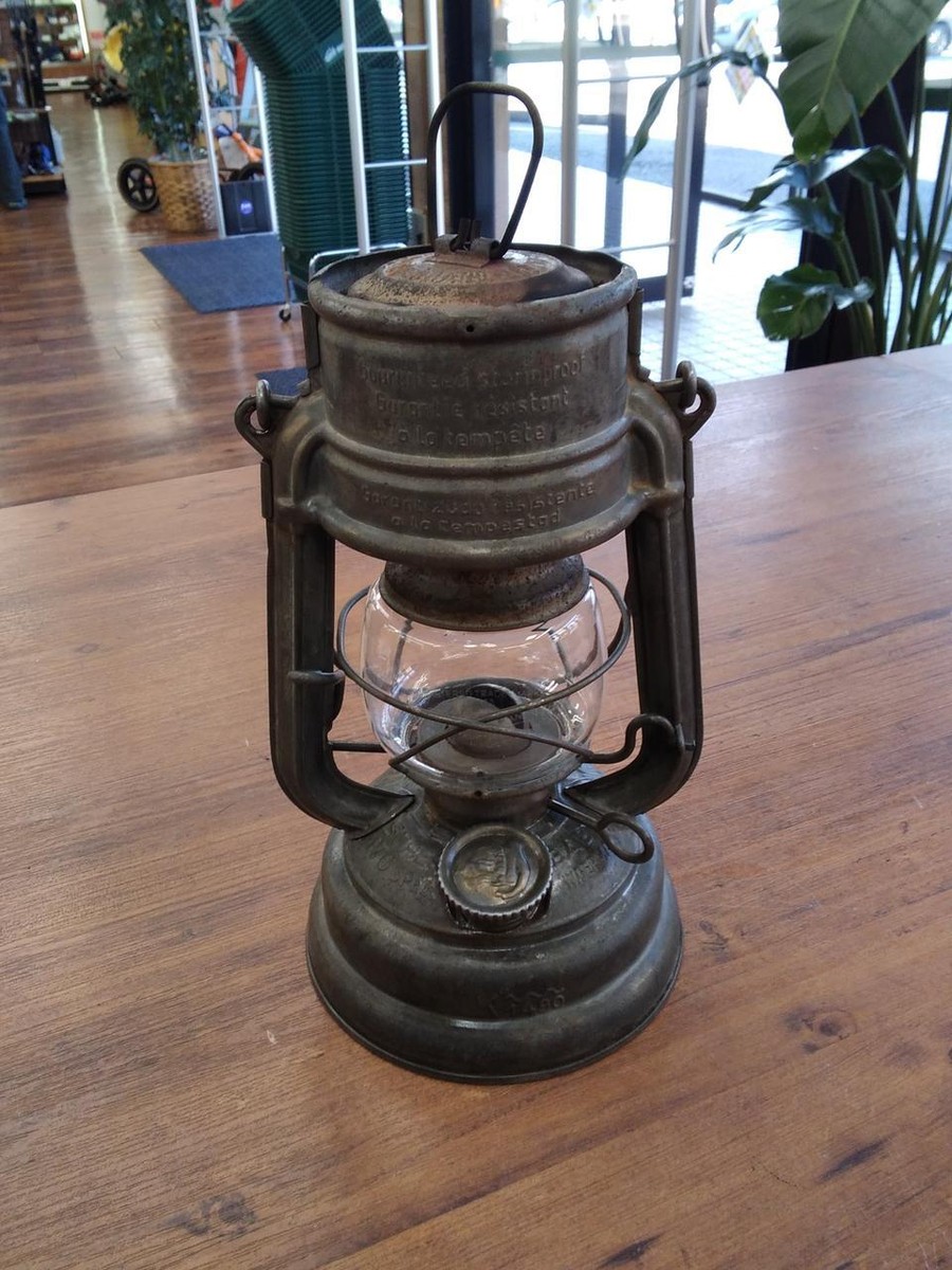 Vintage 1950's Feuerhand Strumkappe Dbp 176 Spec Hurricane Lantern