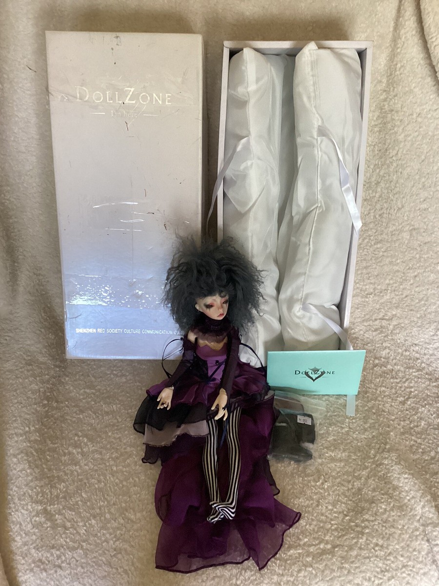 RARE! DOLLZONE BJD DIVAS “VITA” Ball Jointed Doll Full Set In Box