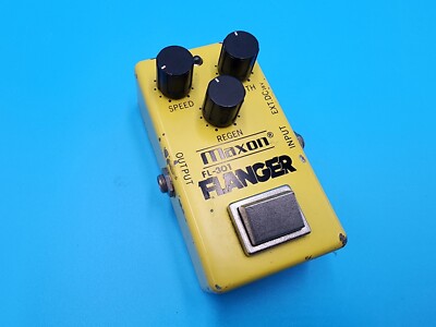 Vintage 80s Maxon FL-301 Flanger Guitar Effect Pedal Bass BBD