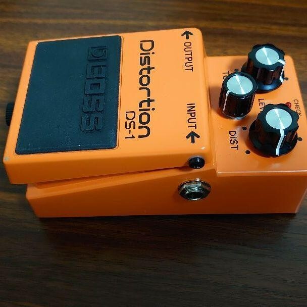 BOSS DS-1 Distortion Guitar Effect Pedal Made in Japan | eBay