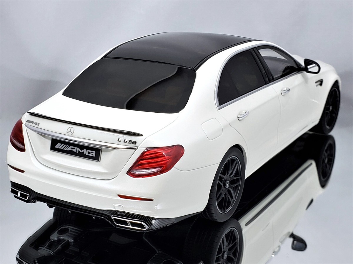 GT Spirit Mercedes Benz AMG E63 S (W213) Sedan White Dealership