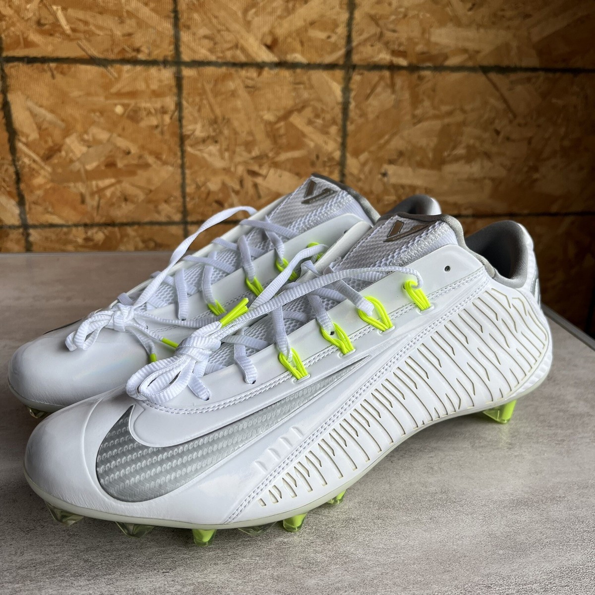 Nike Vapor Carbon Elite 2.0 TD Football White/Silver 631425-101