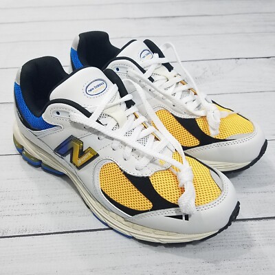 New Balance 2002R Running Shoes Mens Size 8.5 Vibrant Apricot