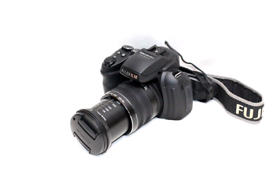 FUJIFILM FINEPIX HS30 EXR 16.0MP Digital Camera with 32gb memory