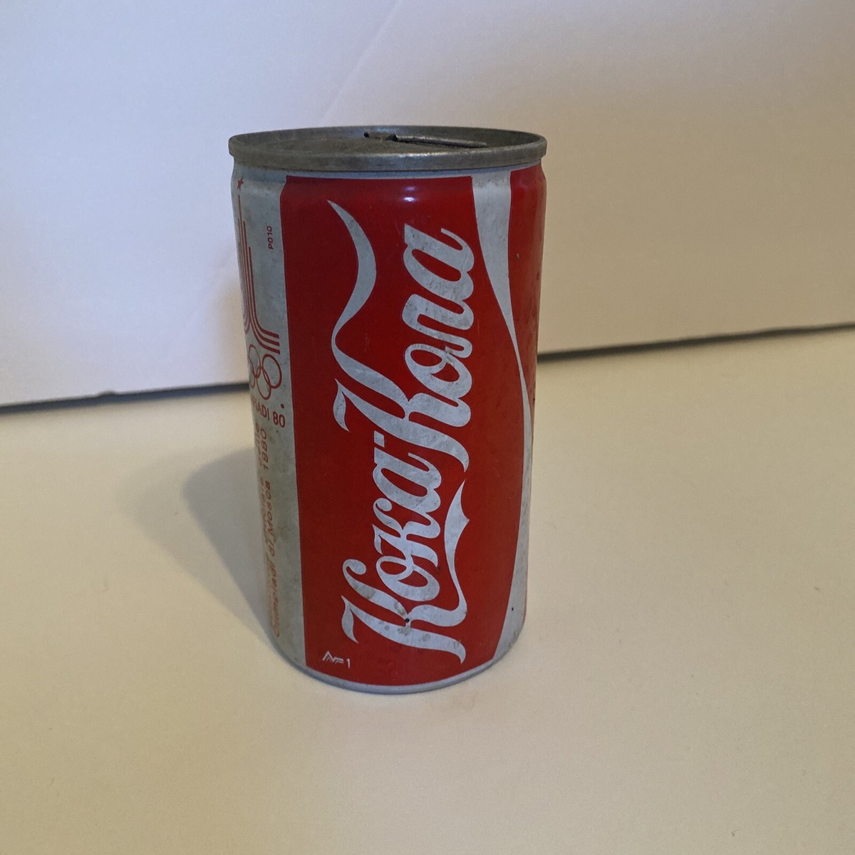 Italian RUSSIAN Font RARE! Original Coca-Cola Can Moscow 1980