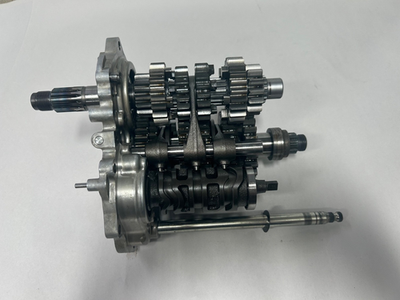 2016-2019 KAWASAKI NINJA ZX-10R OEM TRANSMISSION GEAR ASSEMBLY