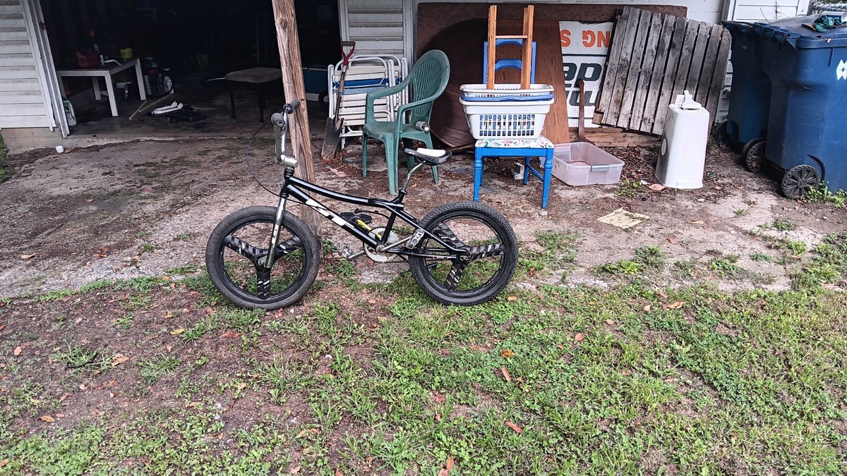 GT Performer Bmx black Freestyle Bike Old Mid School Survivor