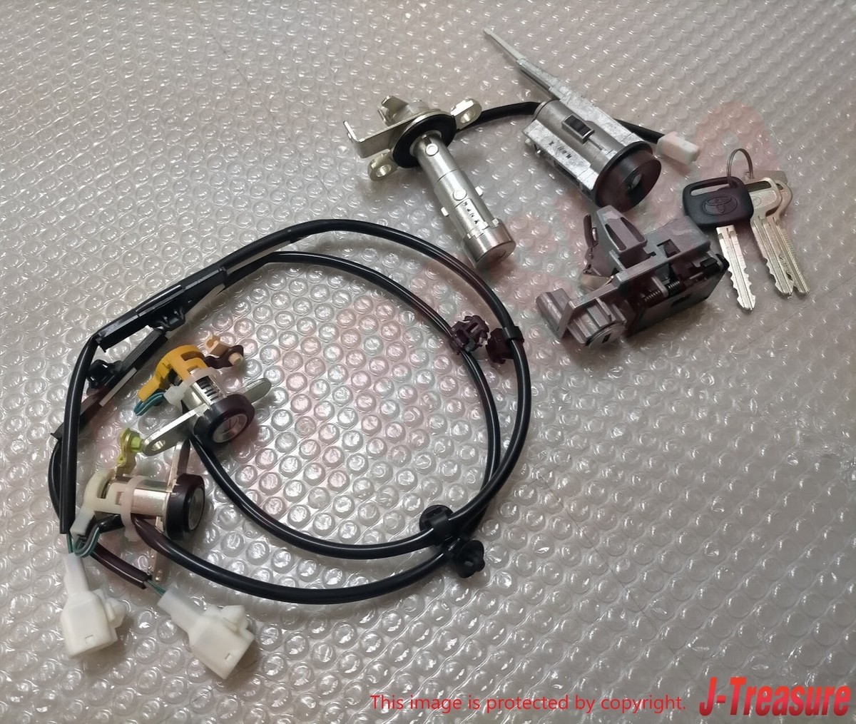 1996-1997 Toyota Supra JZA80L Genuine Lock Cylinder Set 69005