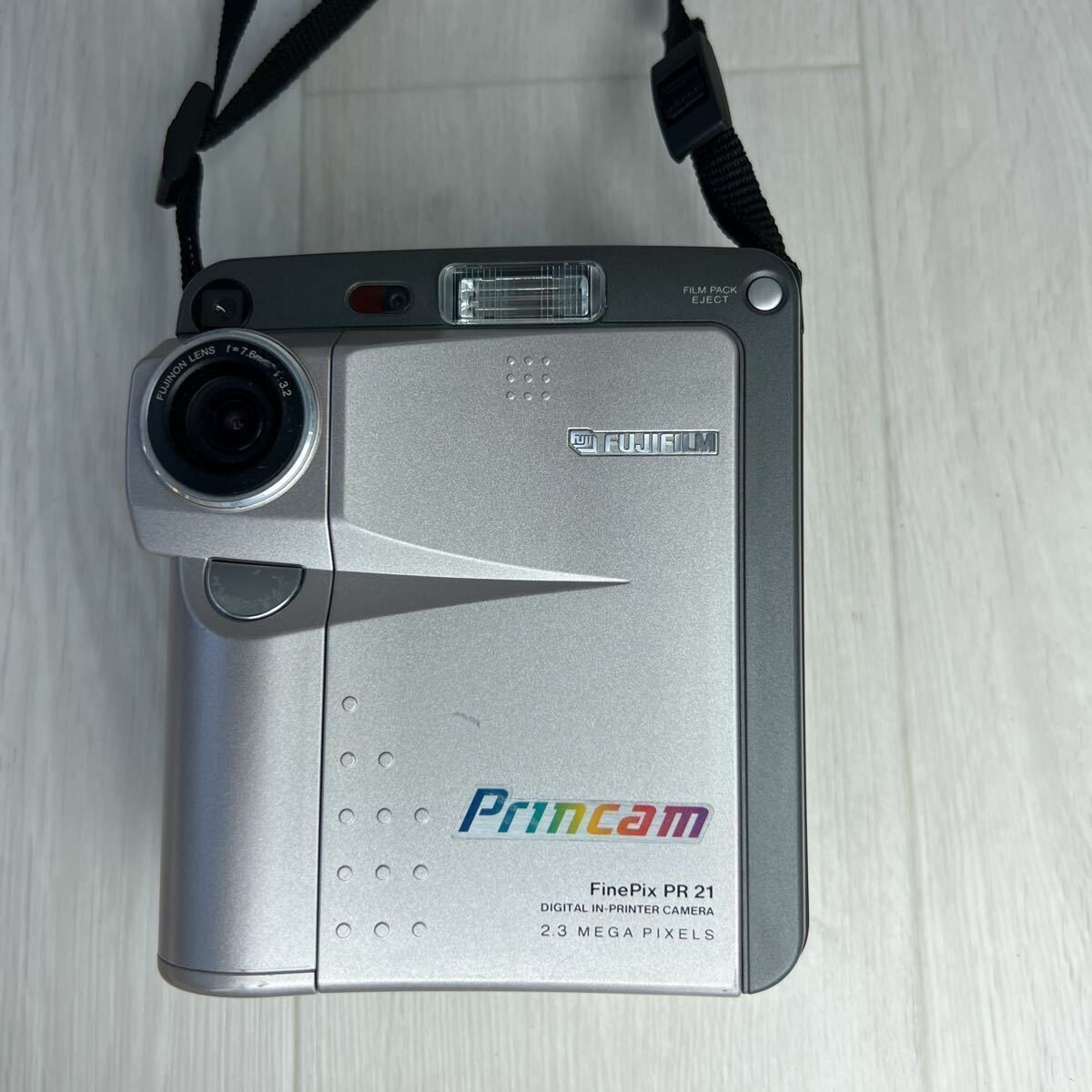 FUJIFILM FinePix PR21 Digital Camera 2.3MP with Instant Printer