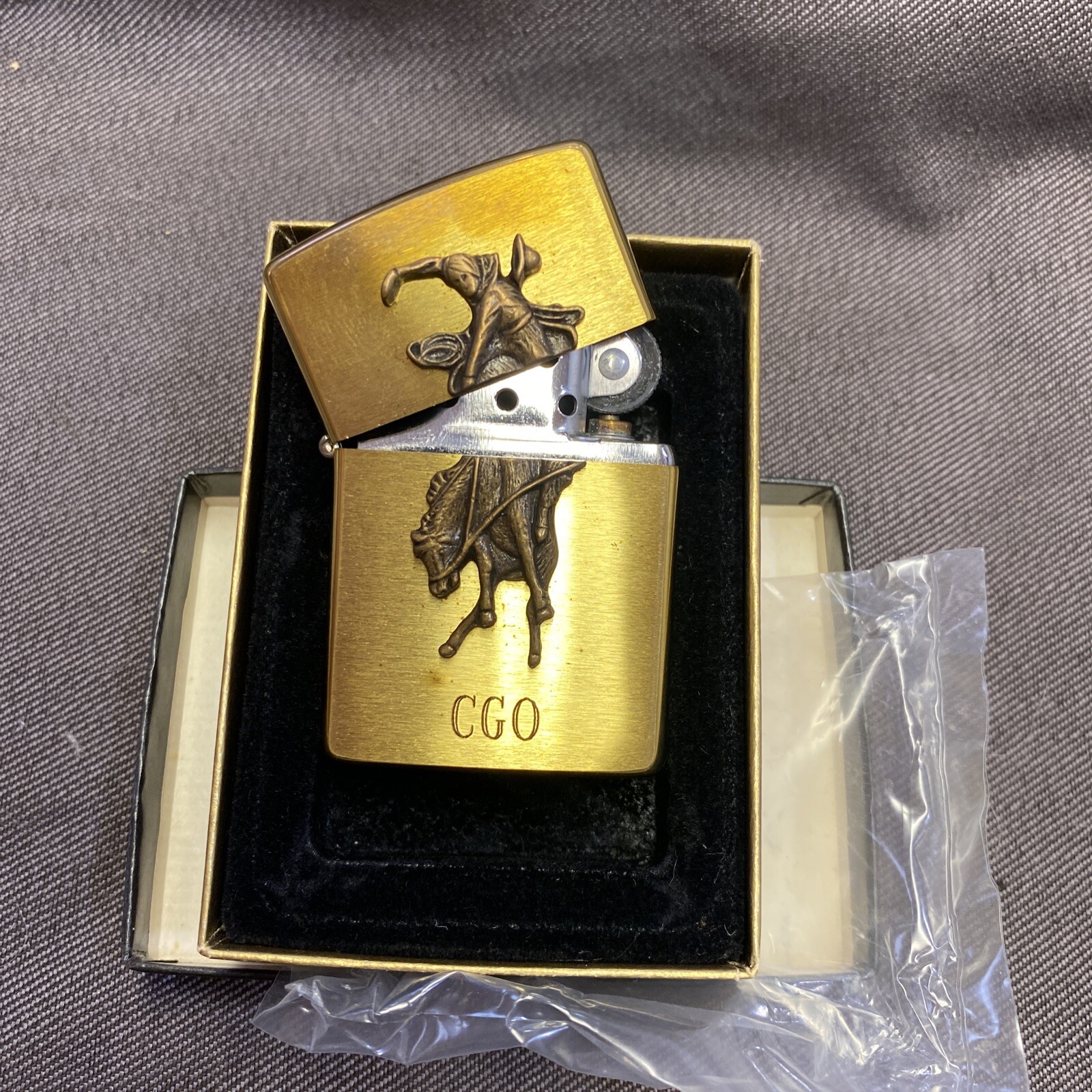 Marlboro Country Store Zippo Lighter Zippo La Mã 1994 – Đồng