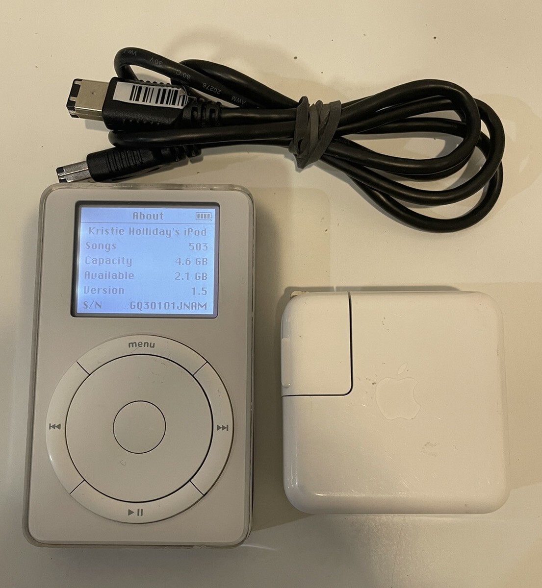 Apple iPod Classic 1st Generation White (5 GB) M8541 w/ New