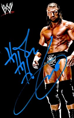 WWE TRIPLE H SIGNED 8X10 ORIGINAL WRESTLING PROMO PHOTO WITH PSA