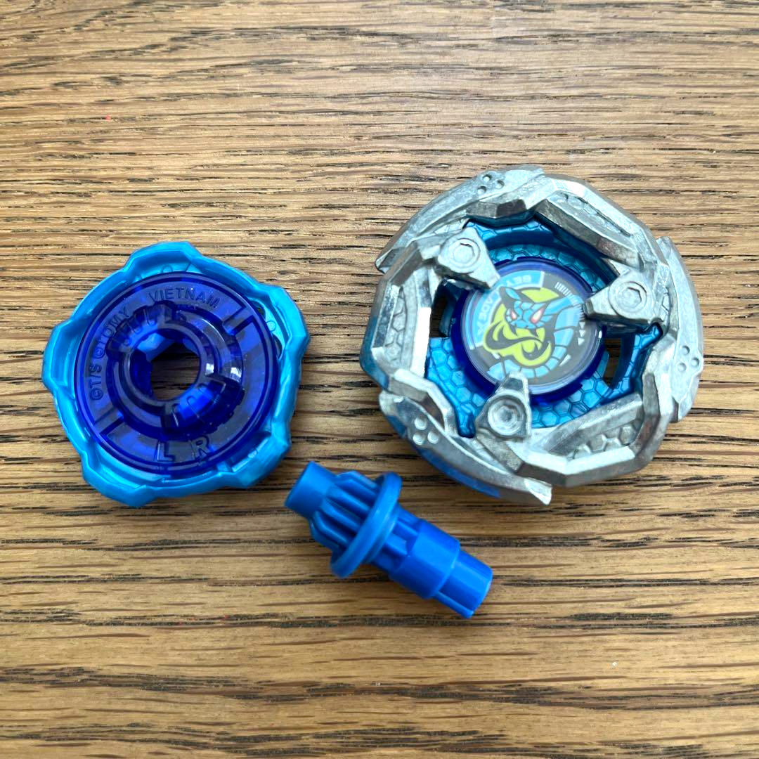 Takara Tomy Beyblade X BX-24 04 Viper Tail 5-60F No Box No Beycode