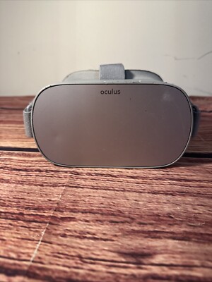 Oculus Go 64GB Standalone Virtual Reality Headset - WORKING - MH