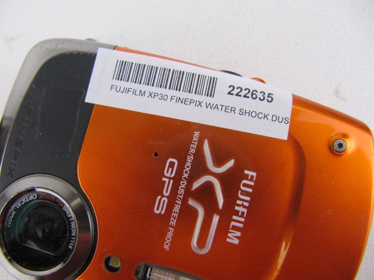 FUJIFILM XP30 DIGITAL CAMERA 14MP GPS FINEPIX WATER SHOCK DUST