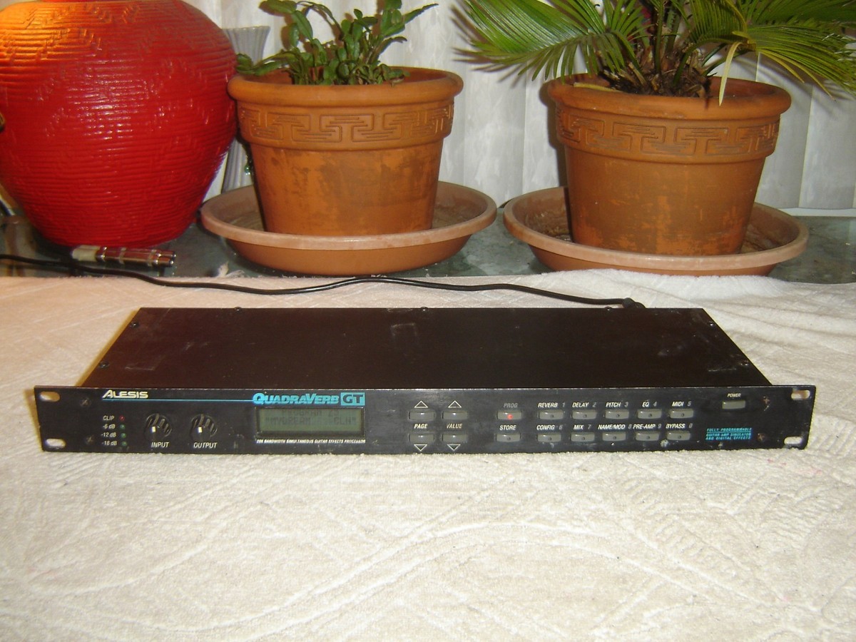 Alesis Quadraverb GT, Guitar Effects Processor Preamp, Vintage