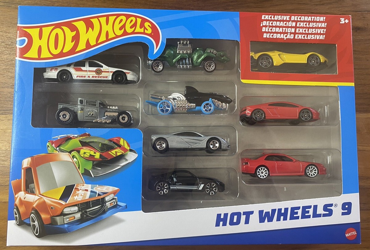 Hot Wheels 9 Car Gift Pack: Lamborghini, Honda Prelude, Nissan Z
