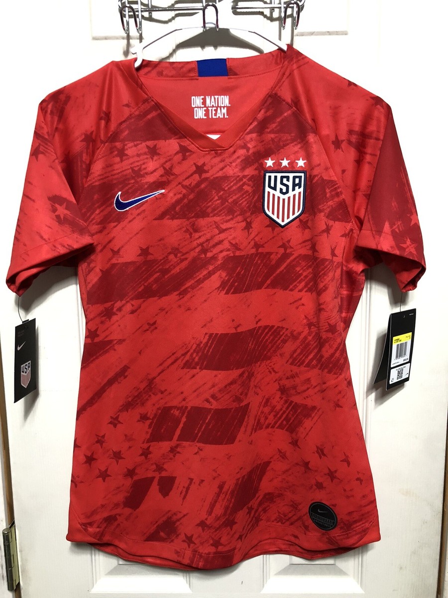 Nike Womens Team USA Soccer Jersey Size Small Olympics Tokyo Red
