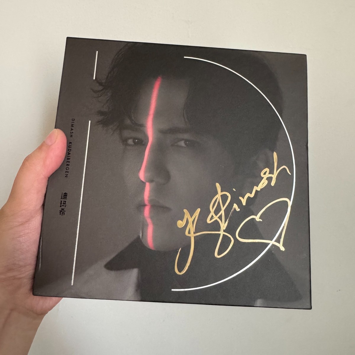 Dimash Kudaibergen：iD 2CD+lyric book Album Signed COLLECTION 2020