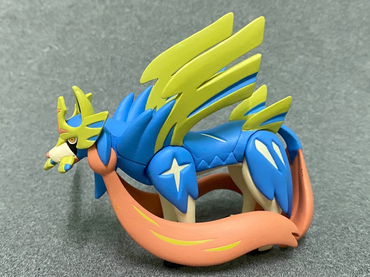 Zacian Zamazenta Pokemon monster Figure Nintendo Tomy Collection