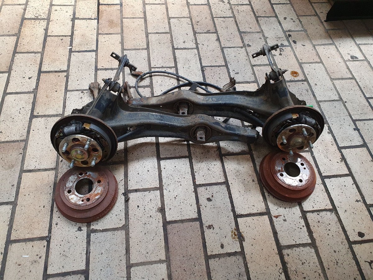 Org. Hinterachse 4x100 Trommelbremse rear knuckles Honda CIVIC EG3