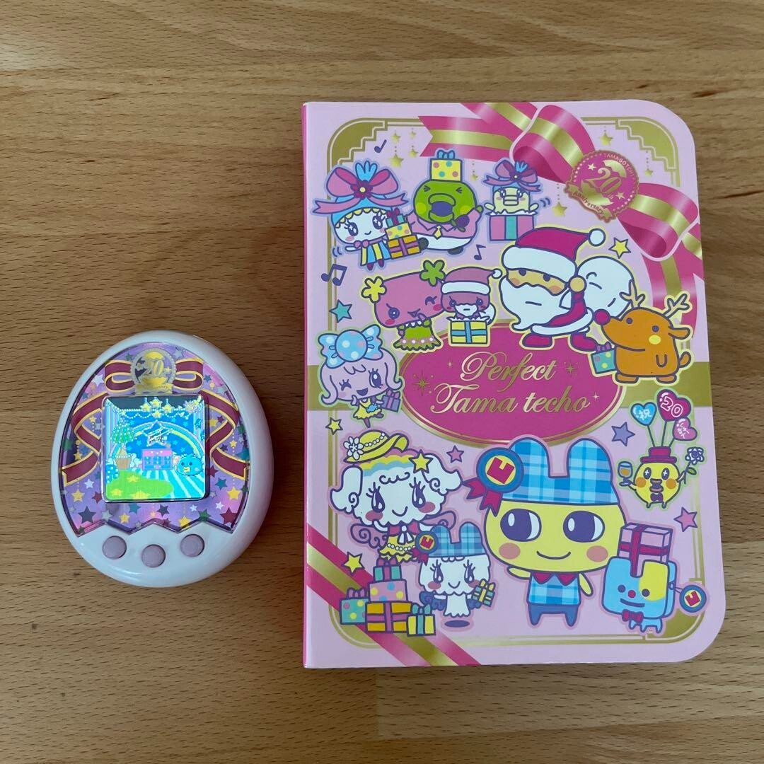 Tamagotchi × M!X 20th Anniversary Gift Mix Version Royal White