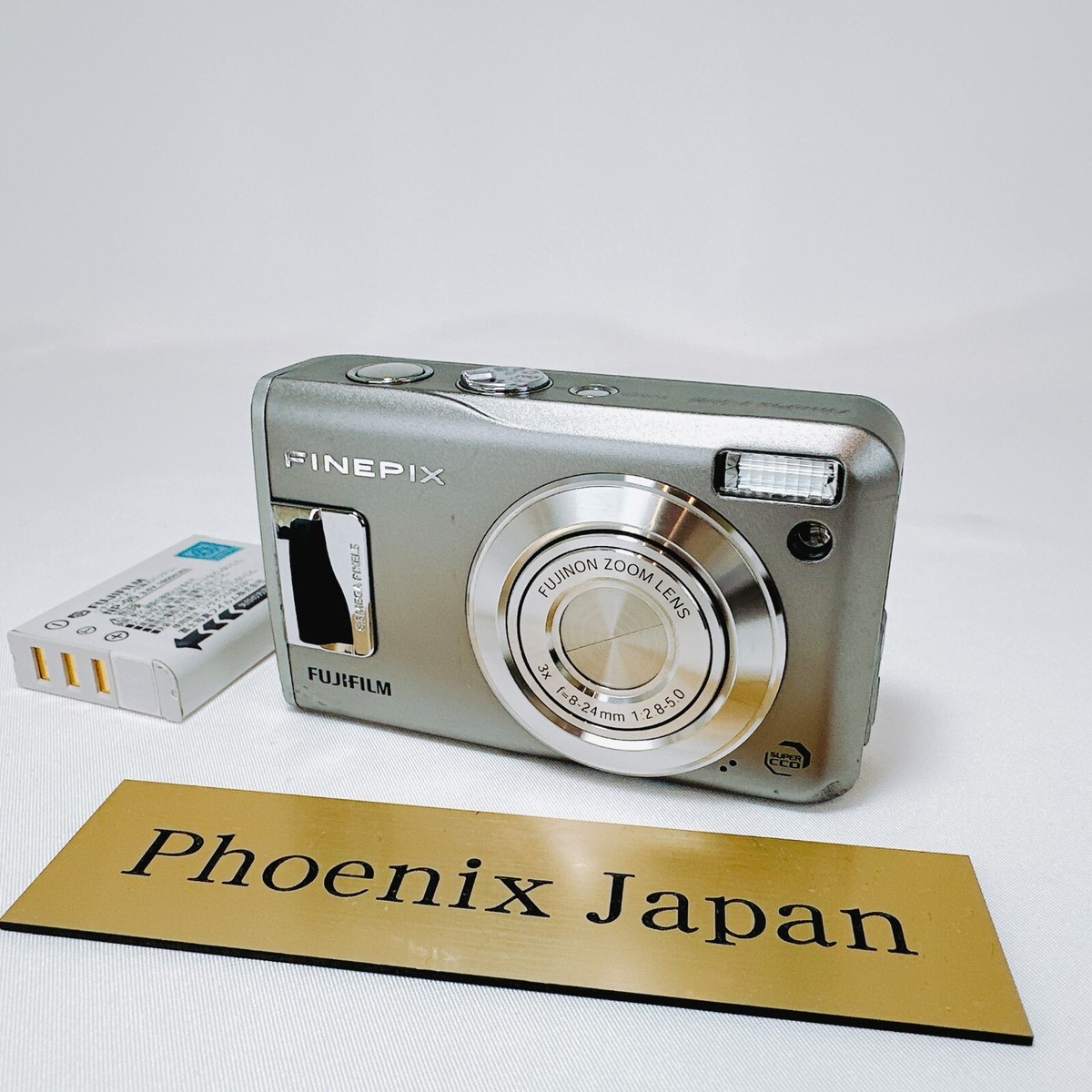 Fujifilm FinePix F31 fd Silver 6.3MP Compact Digital Camera | 3x