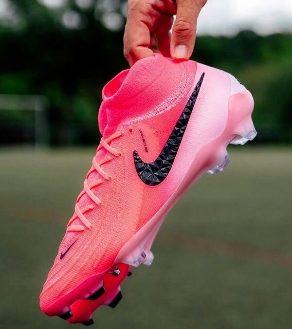 Nike Phantom Luna 2 Elite FG Size US 5-12M Pink Foam Soccer