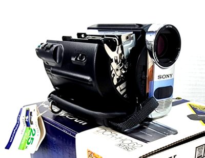 Sony Handycam DCR-HC62 Mini Dv Camera w Nightshot Plus, 200x
