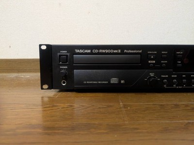 美品・CD再生履歴0時間 TASCAM CDレコーダー CD-RW900MK2 ◇CD再生履歴