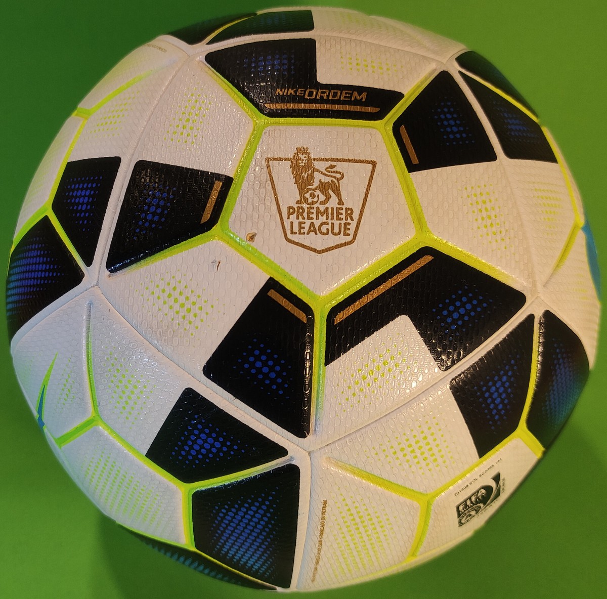 NB! BALL DOESN'T HOLD AIR Nike Ordem Premier League Official 14-15
