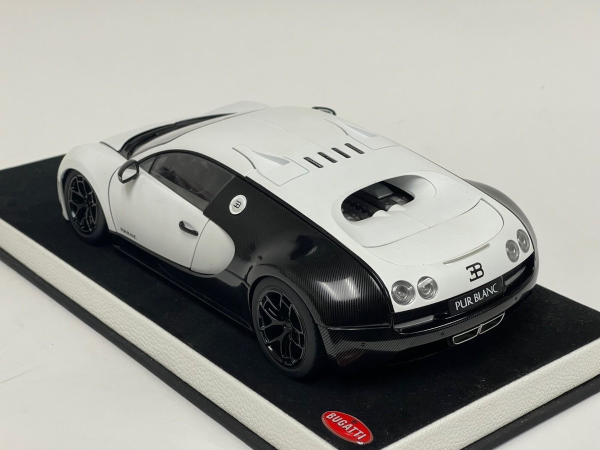 1/18 AutoArt Bugatti Veyron Super Sport Pur Blanc Edition 70933
