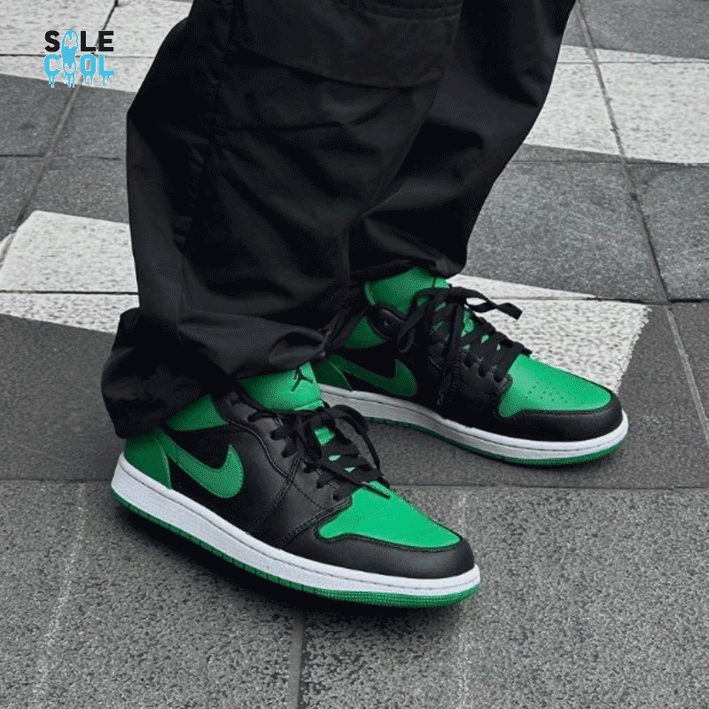 Air Jordan 1 AJ1 Low (GS) Black/Black-Lucky Green-White 553560-065