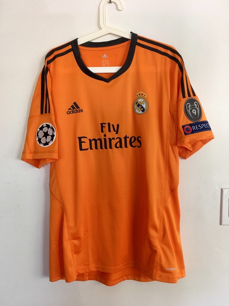 BENZEMA，2013-14 UCL REAL MADRID THIRD AWAY MATCH UN WORN SHIRT