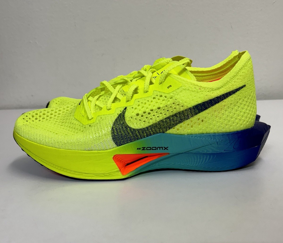 Nike ZoomX Vaporfly Next% 3 Fast Pack Mens Sz 11.5 Volt Scream