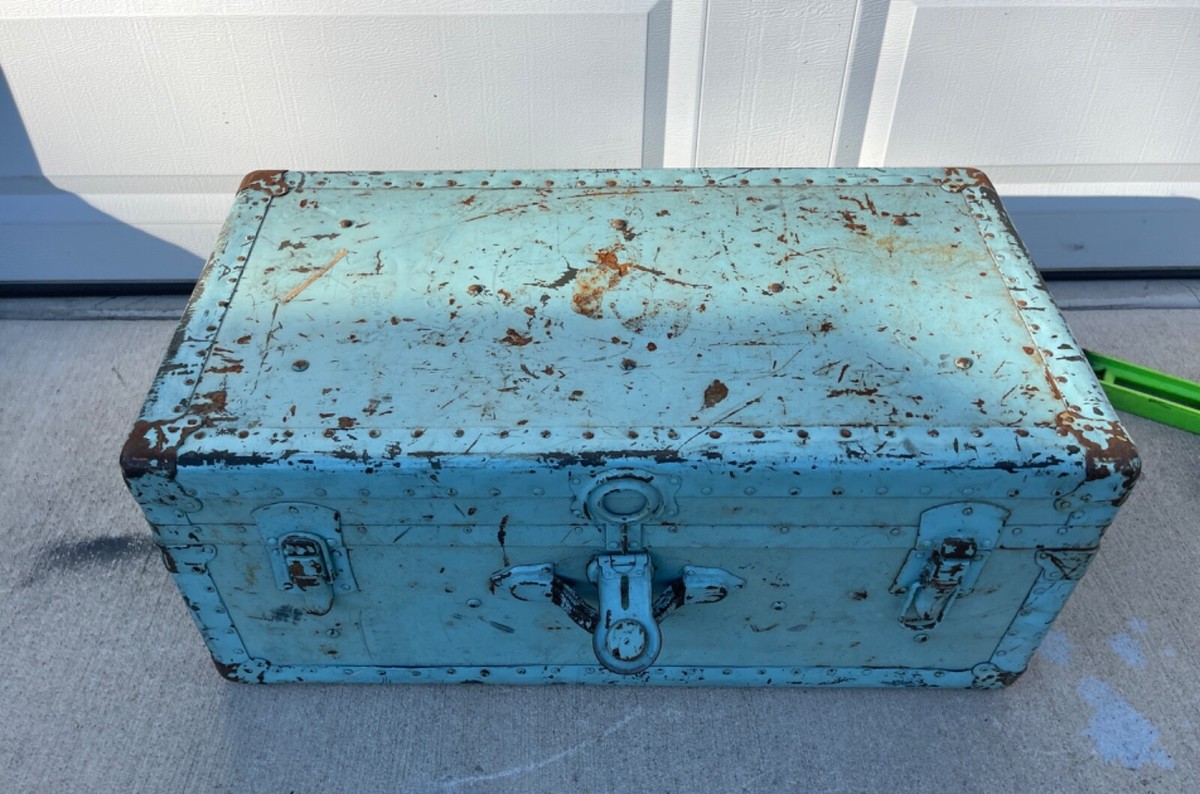 WAHL Trunk CO. Luggage Antique Luggage Late 1800's Early 1900's