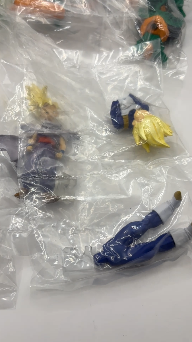 2004 HG 05 Vintage Dragon Ball Z Unopened Set of 7 Gashapon Bandai