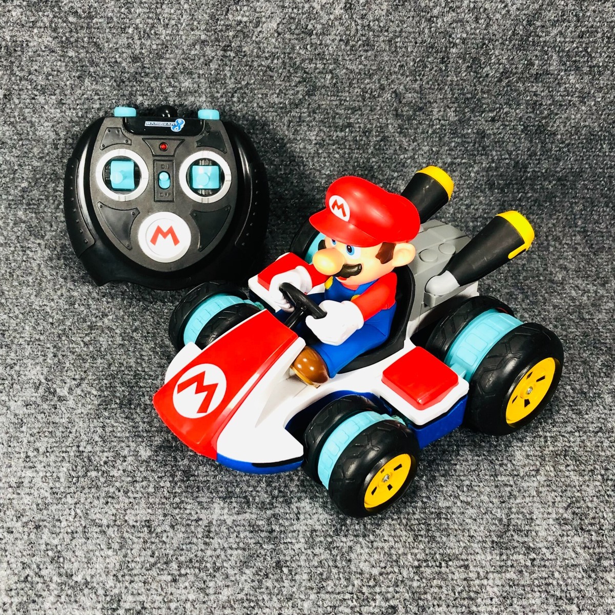 Super Mario Kart 8 Nintendo Anti-Gravity RC Racer Car w/Remote